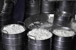 Meal Distribution Vessels for Lucknow