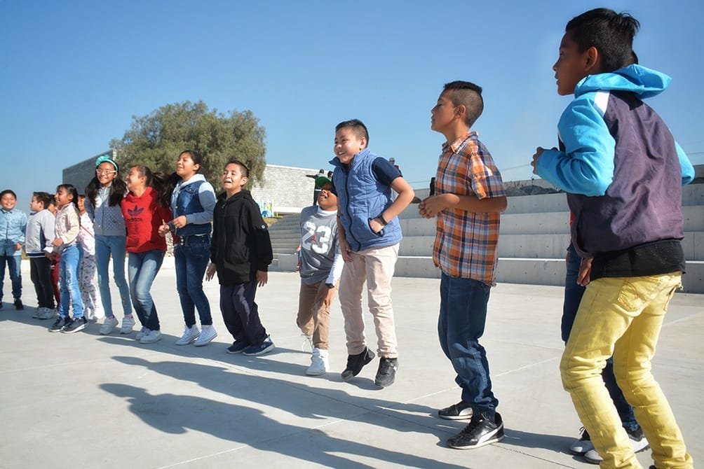 Opening doors to 2000 bright futures in Mexico