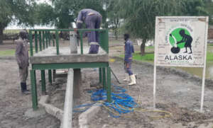 Flood resilient well platform
