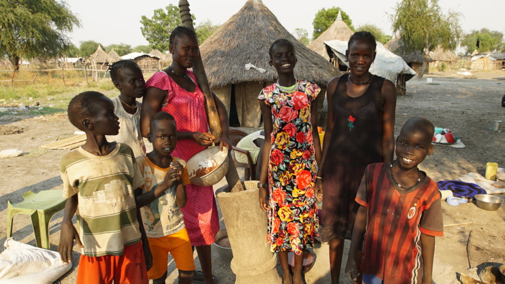 Refugee family in Old Fangak.