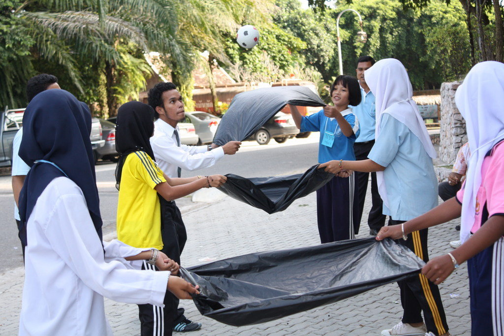 Third Annual Peacemaker Camp for Thai Children