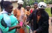 Booster grant to 5 Womens saving Groups in Uganda