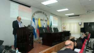 Dr. Carlos Mayo presenting at science conference