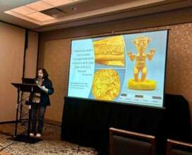 Julia Mayo speaking at the SAA conference.