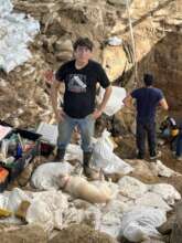 Abdiel working in tomb 9