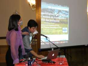 Dr. Julia Mayo presenting in Spain