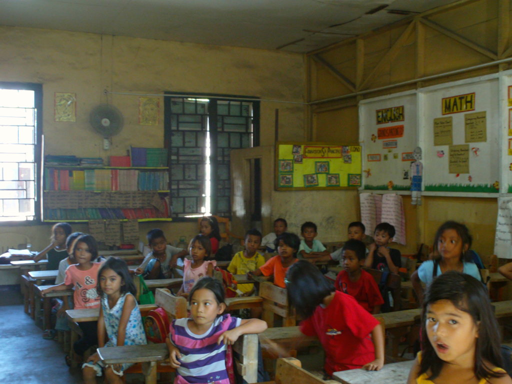 Send 200 Filipino kids to better daycare centers