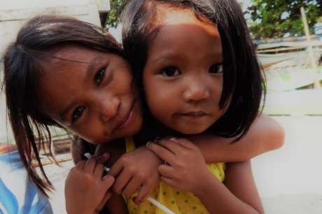 Send 200 Filipino kids to better daycare centers