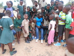 Nkosi introduces computer to kids at outreach