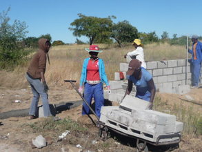 Senior Girls Janice, Thandiwe and Sithibisiwe