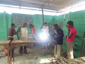 Group training in welding