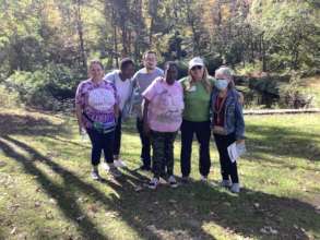 Sunshine Club of WJCS enjoys Teatown Reservation