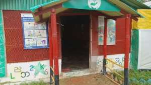 Learning contents on the walls of learning centres