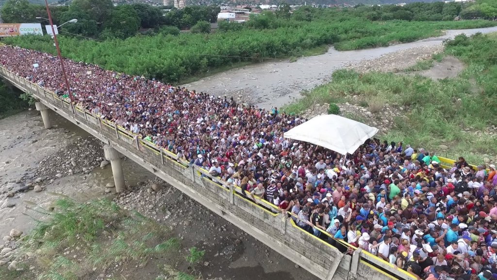 5,000 Venezuelans Cross Border into Colombia daily