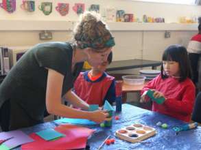 Refugee Children at art classes