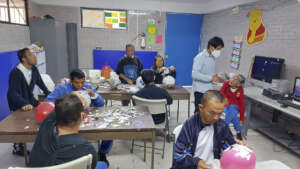 On line lesson for hand craft