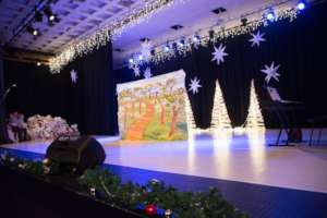Drama play and Santa giving presents 1