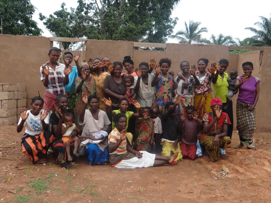 Stand with displaced people in the DRC