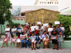 Students from rural Thailand getting scholarships