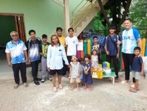 New students with their teachers.
