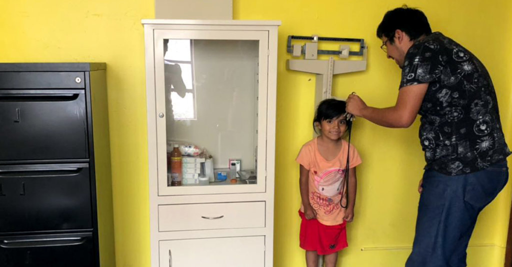 Chamany, health care for 20 children in the street
