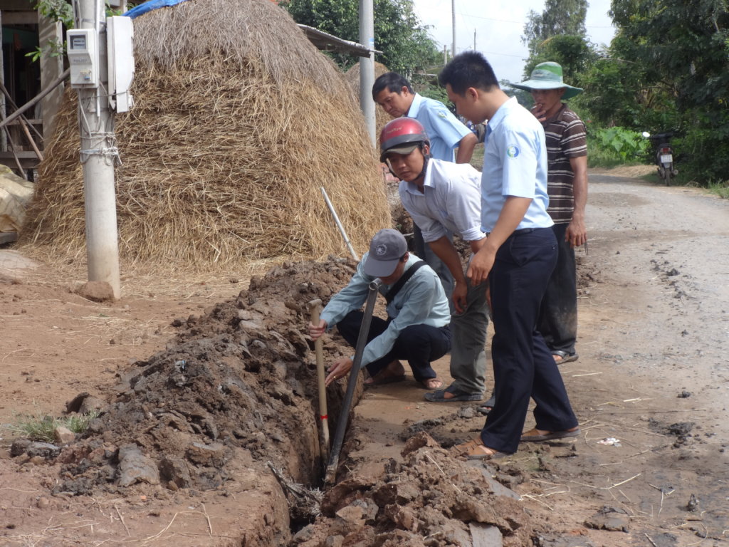 Give 1600 people access to water in rural Vietnam