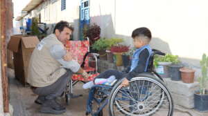 Syrian refugee child receives new wheelchair