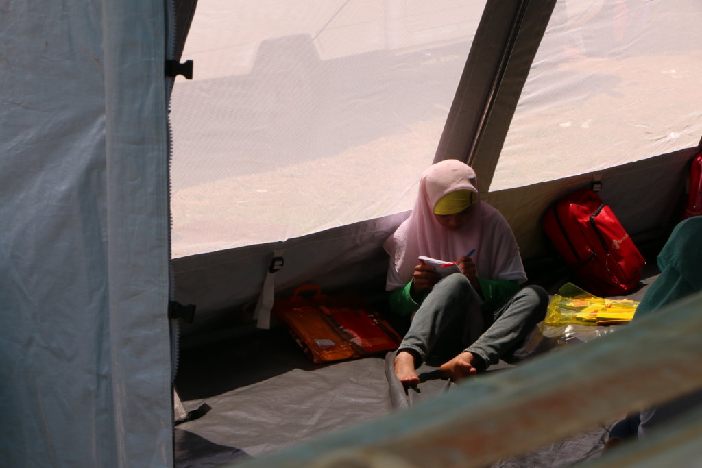 Give books for the kids of conflict-torn Marawi