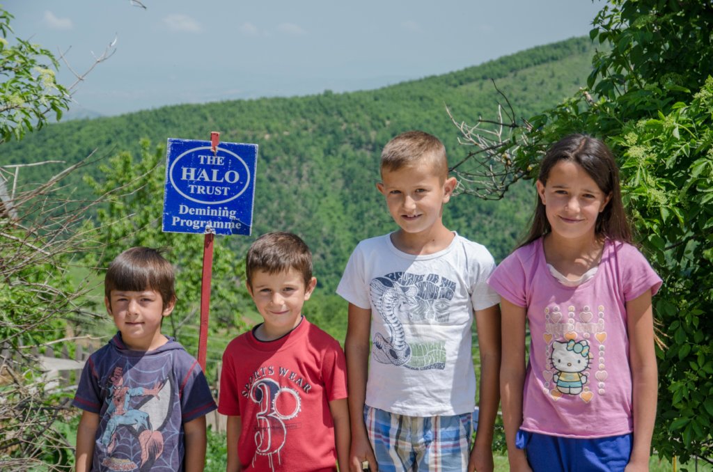 Removing mines to make families safe in Kosovo