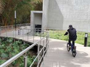 Young biking Rutas Naturbanas