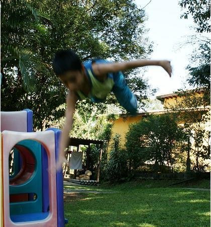 Help Brazilian children at high risk