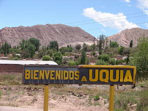 "Welcome to Uquía" Sign
