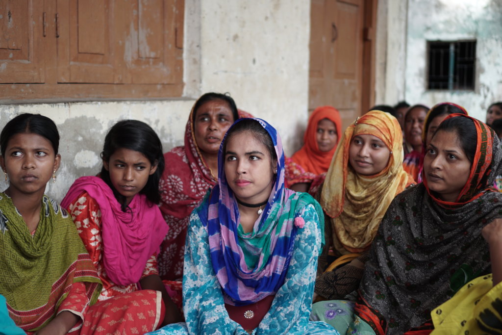 Offer 75'000 women in Bangladesh a perspective