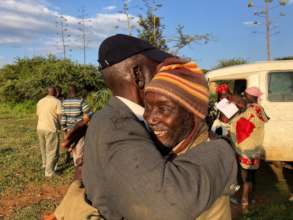 Malatu & Losuke, owners of a Heifer for Peace