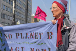 There is No Planet B-- Waterloo Bridge,15 Apr 2019