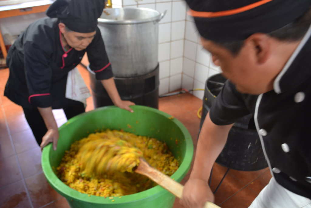 We Need a Kitchen Ventilator Hood!