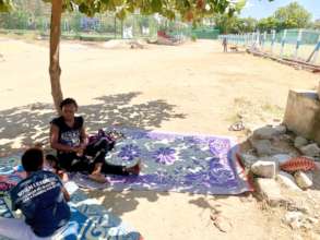 Social worker Beatrice, supporting a homeless girl