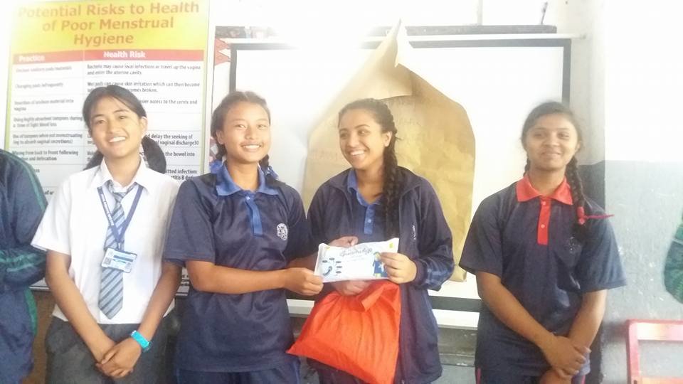Help Girls Live Healthy with Effective Pad Usage