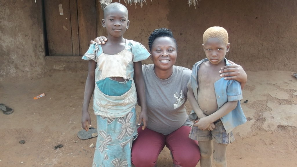 Ending extreme poverty? Focus  on children & Educ.