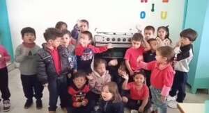 Children the day the new stove got to school