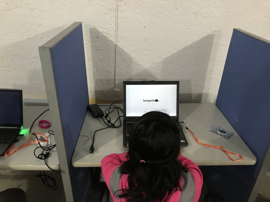 No walls 4 education! 3500 PC for Mexican students