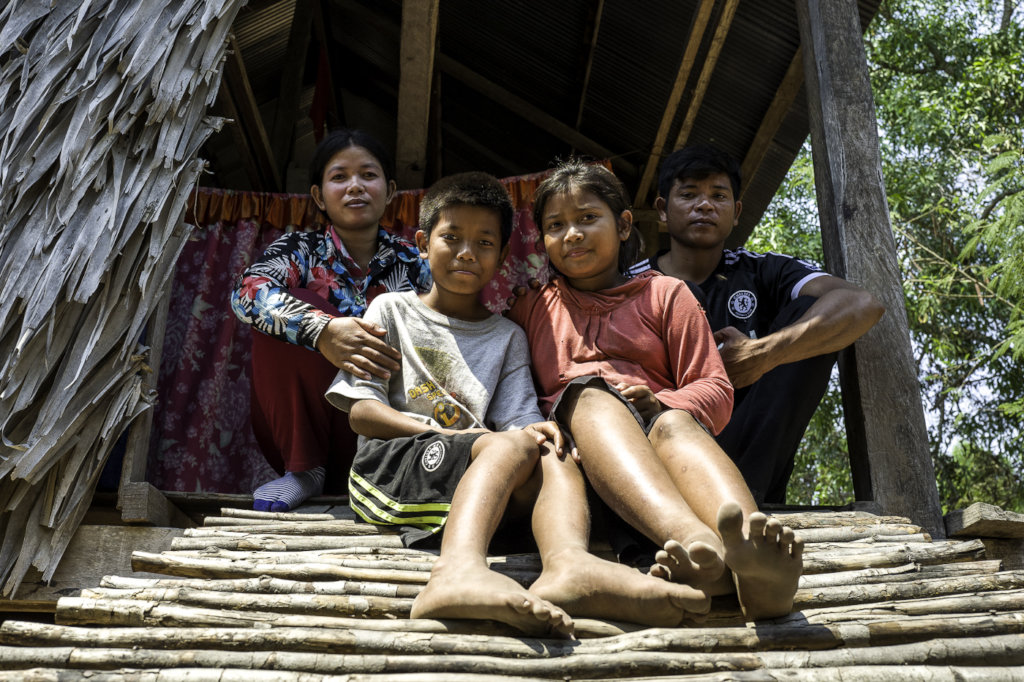 Enable 60 Cambodian children to go to school