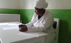 Franchisee signing final agreement