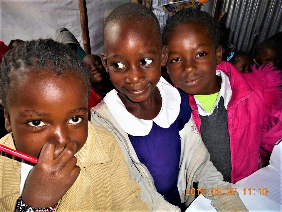 Equipping Hands for Effective Communication