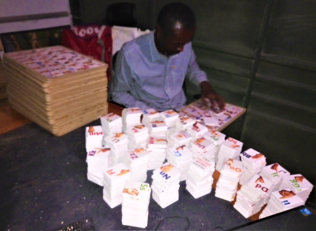 Equipping Hands for Effective Communication