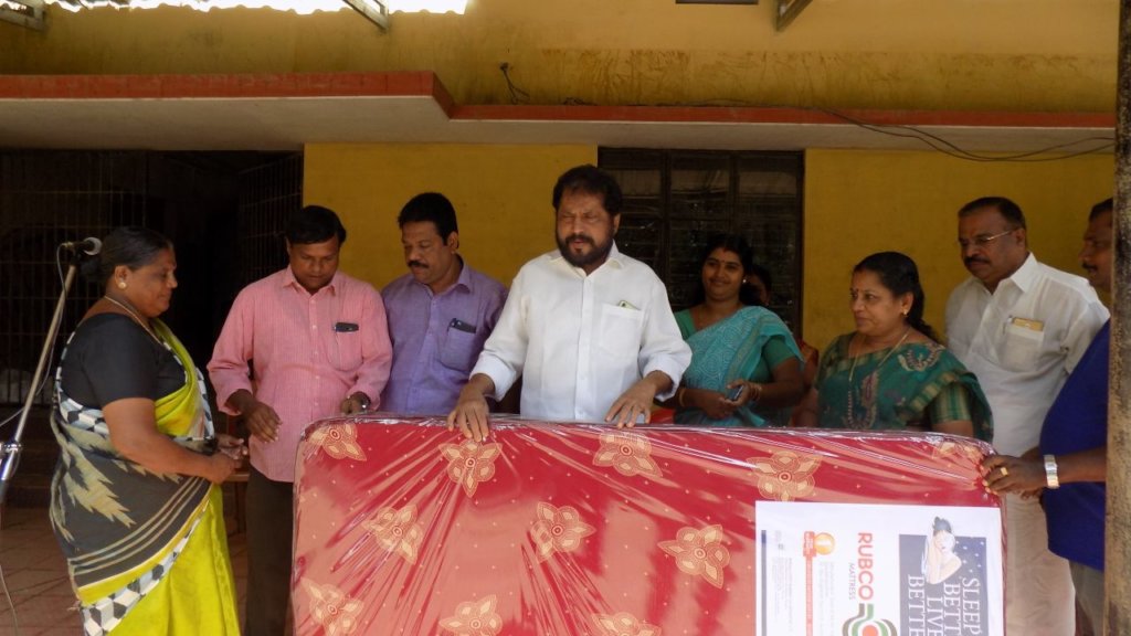 Emergency Relief : Flood Affected People in Kerala