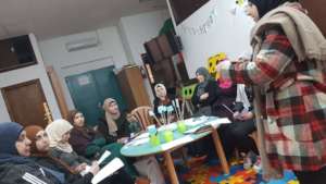 lectures with mothers from Aida and Azza camp
