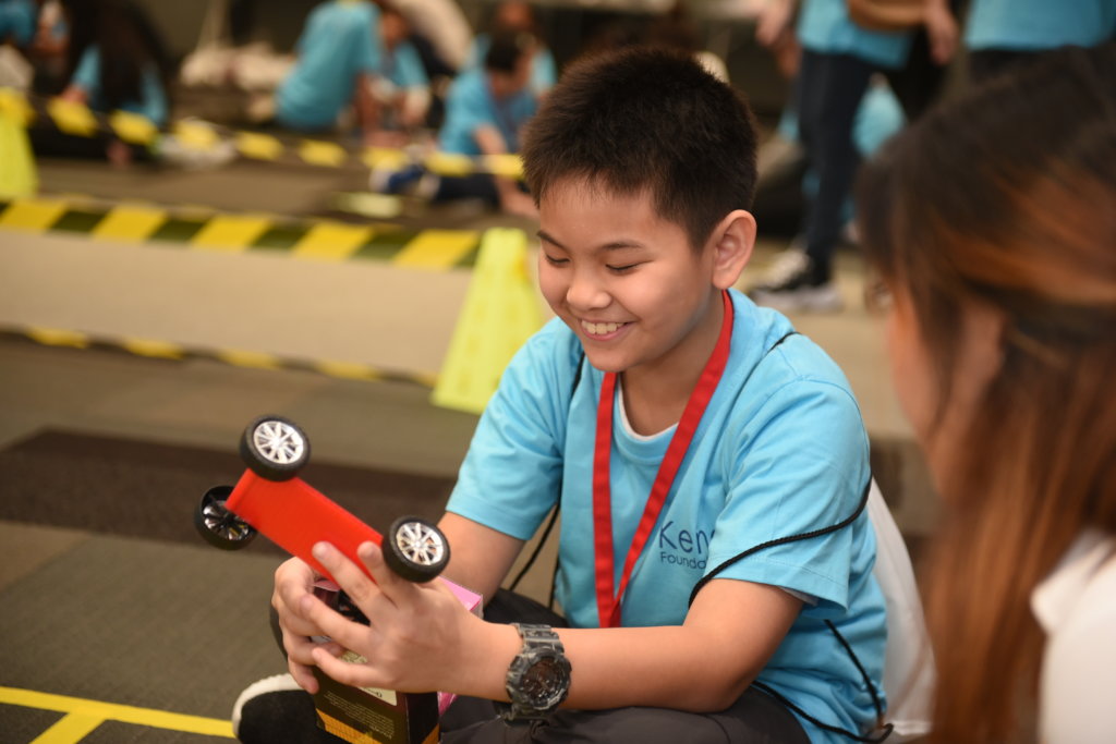 Help a Thai student achieve their dreams