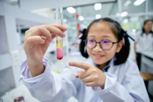 Help a Thai student achieve their dreams