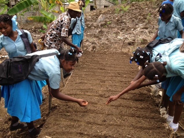 Seeds and Support for School Gardens Worldwide